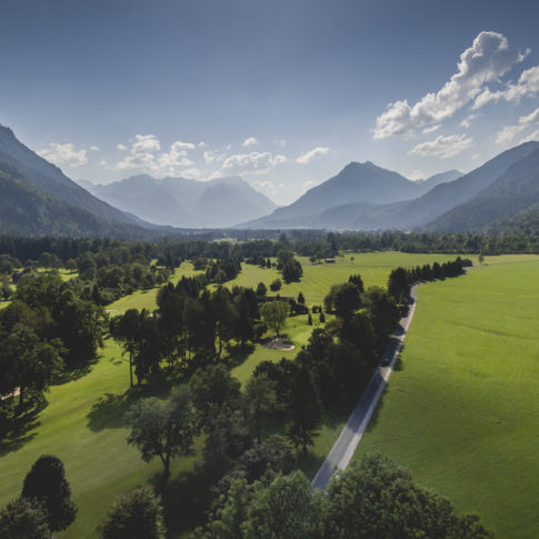 Golfplatz Oberau Luftaufnahme Luftbild