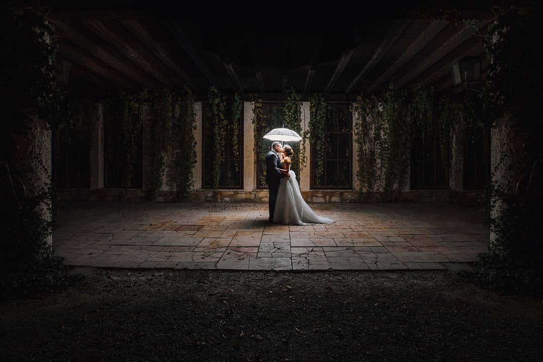 ❤DOUBLE TAB❤#weddingkiss #weddingphotography #weddingdress #wedding #hochzeitskleid #hochzeitskuss #justmarried #hochzeitsfotografie  #garmisch_partenkirchen #garmisch #kurparkgarmisch #munich #rudolstadt #saalfeld #kirchhasel #hochzeit #nightshot #umbrella #weddingumbrella #bayern #bavariawedding #bavaria #kurpark #love #jena #weimar #erfurt #hochzeitsfotografie
